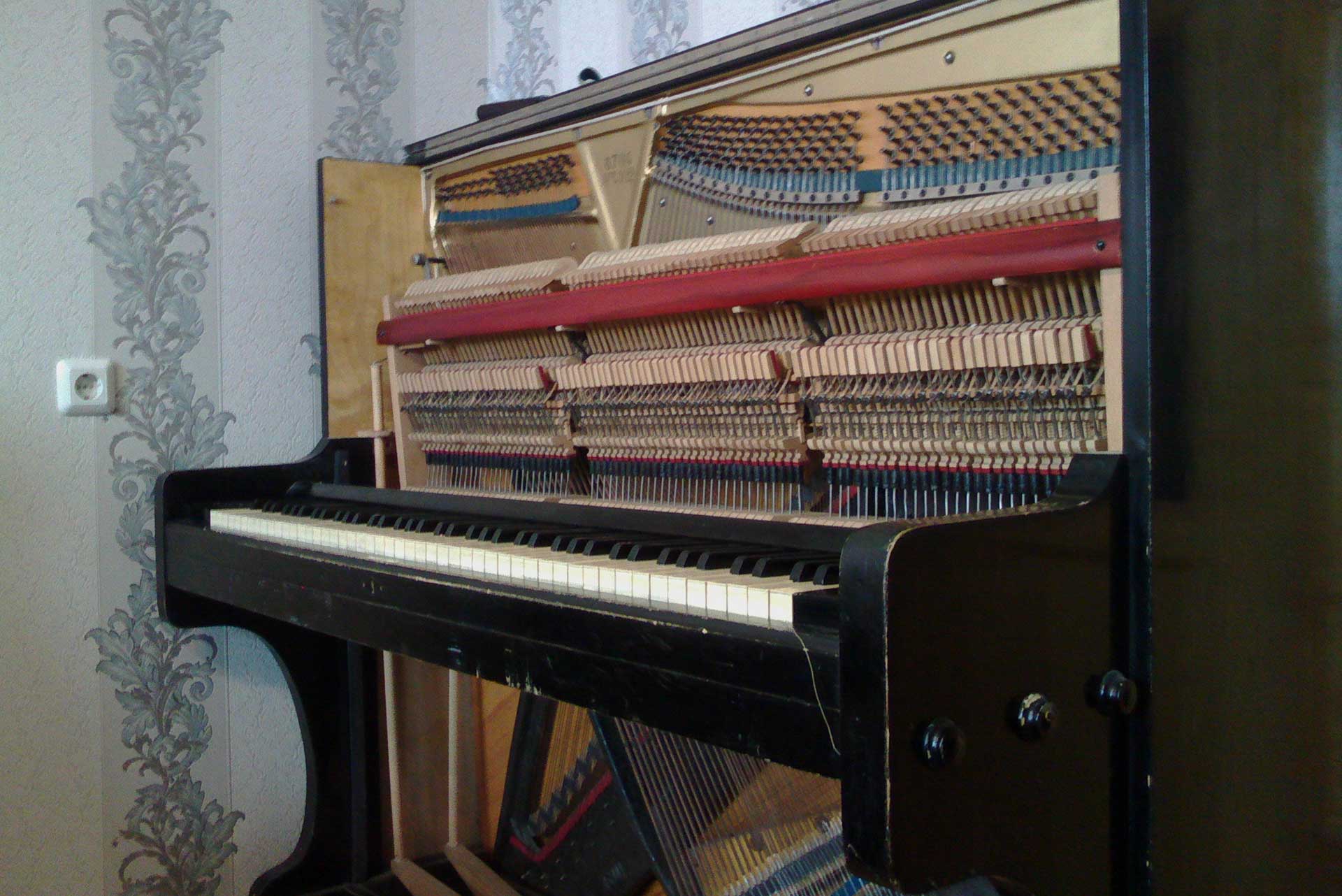 Настройка пианино и роялей